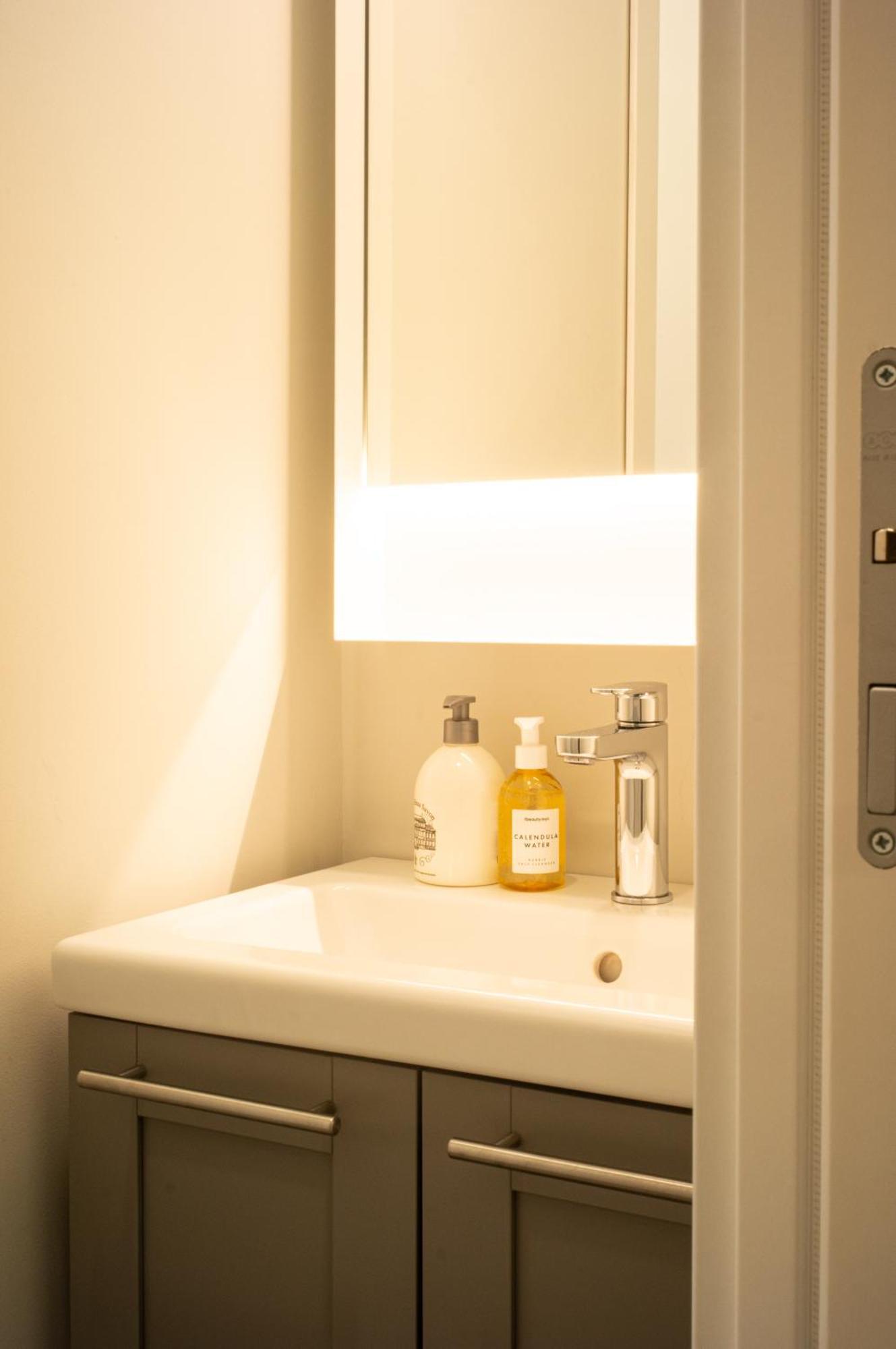 Parva Loft - Trastevere Apartment *
